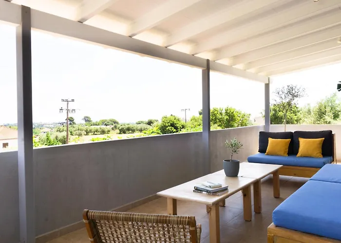 Primarosa Vila Metaxáta